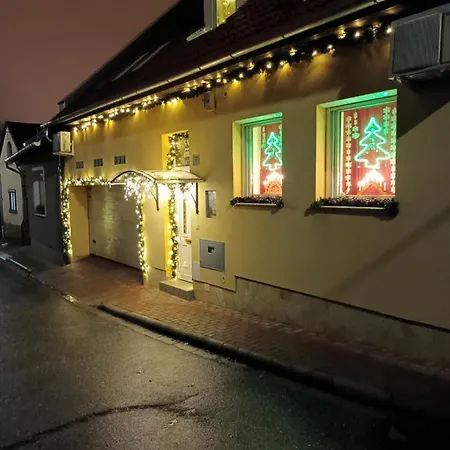 Sasvar Appartement Eger