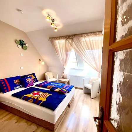 Sasvár Appartamento *